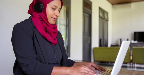Diverse Representation: Learner Impacts and Strategies in Online Courses